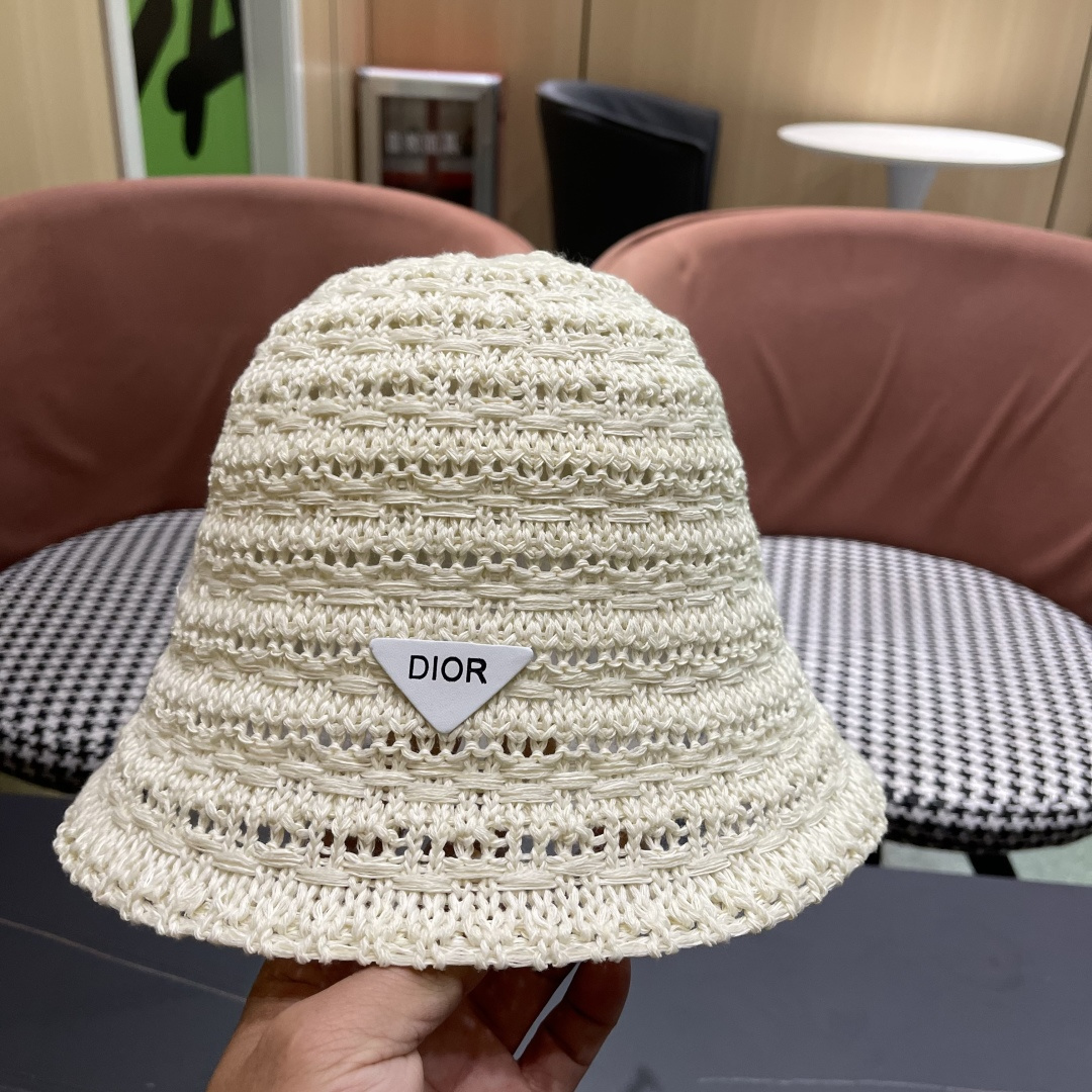  🧢Dior迪奥韩版开叉蝴蝶结镂空透气渔夫帽女夏季防
晒遮户外出游阳显脸小盆帽