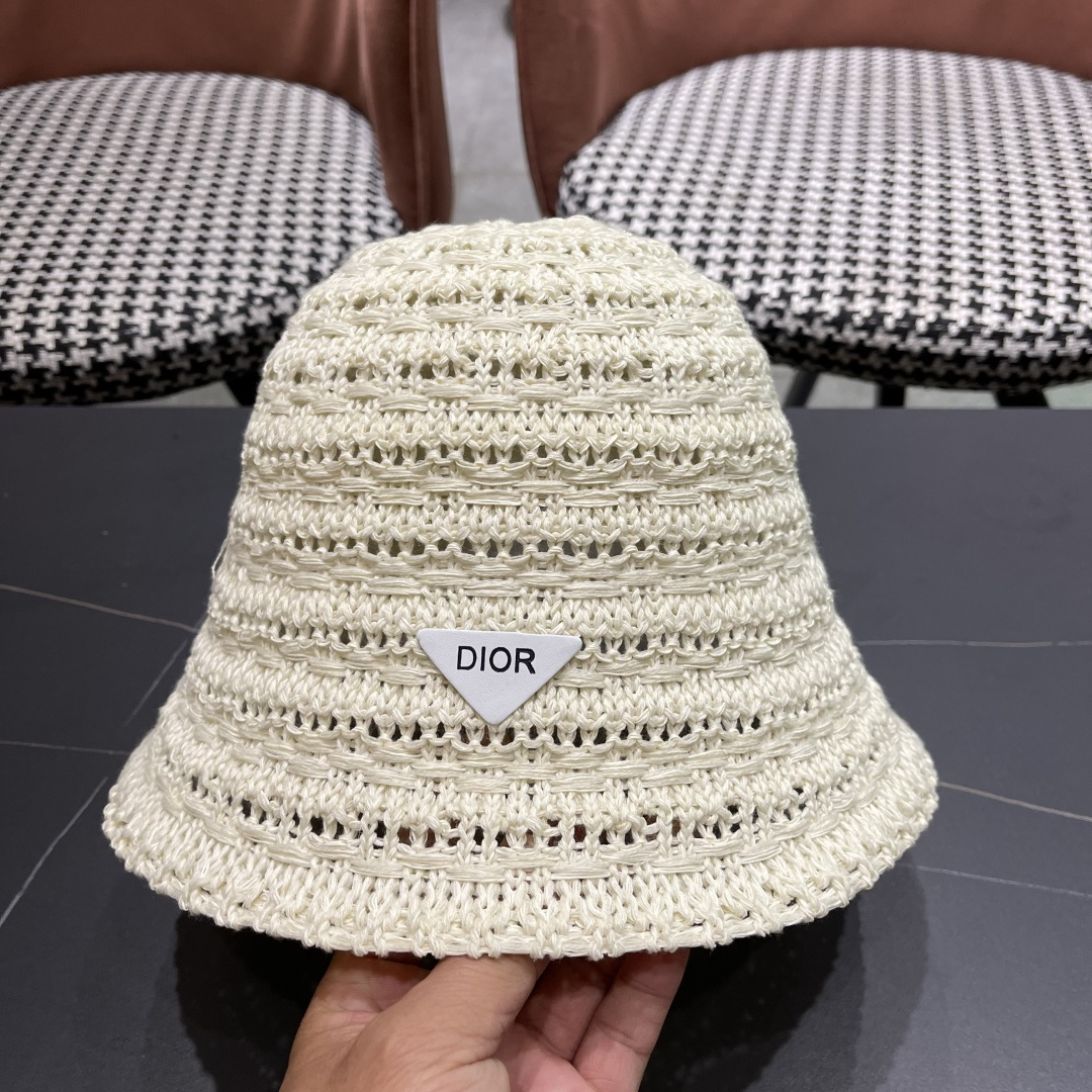  🧢Dior迪奥韩版开叉蝴蝶结镂空透气渔夫帽女夏季防
晒遮户外出游阳显脸小盆帽