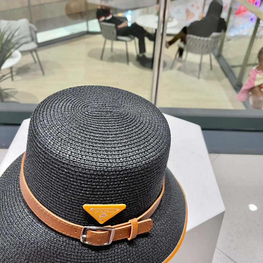  【PRADA普拉达】2025新款草编拼色皮带款编织草帽，度假休闲必备，优雅大方的一款