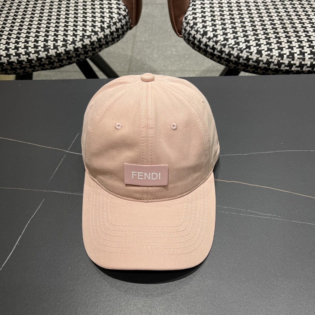  FENDI芬迪，2025新品棒球帽 代购版本！时尚潮流，高端做工！细节看实拍哦