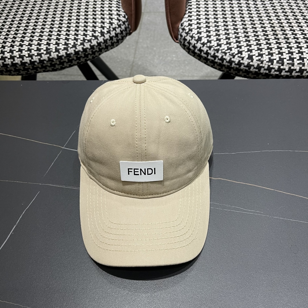  FENDI芬迪，2025新品棒球帽 代购版本！时尚潮流，高端做工！细节看实拍哦