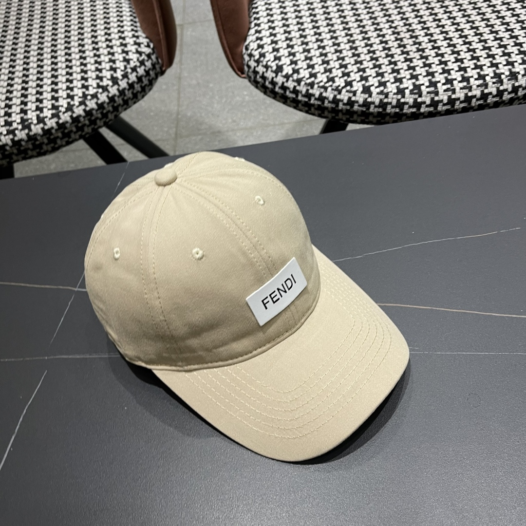  FENDI芬迪，2025新品棒球帽 代购版本！时尚潮流，高端做工！细节看实拍哦
