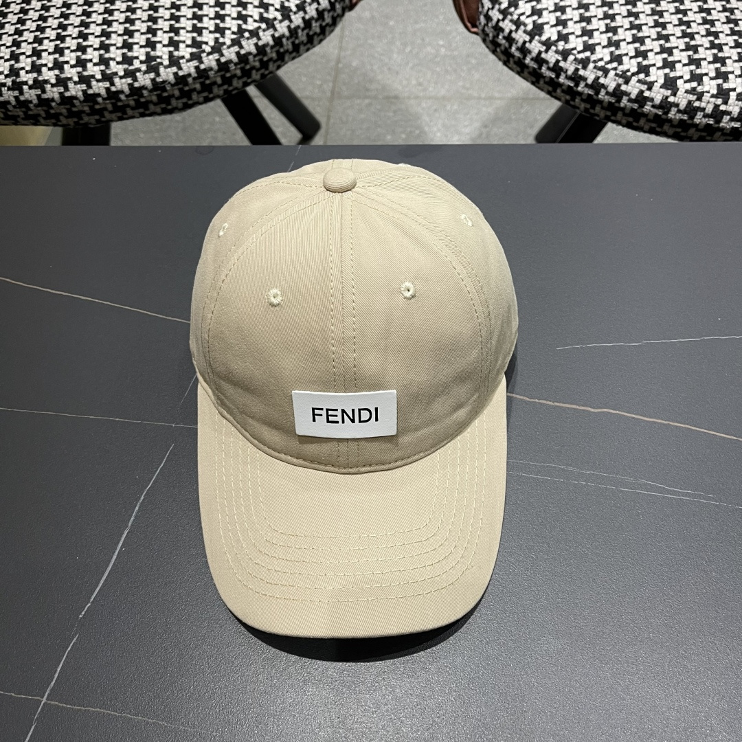  FENDI芬迪，2025新品棒球帽 代购版本！时尚潮流，高端做工！细节看实拍哦