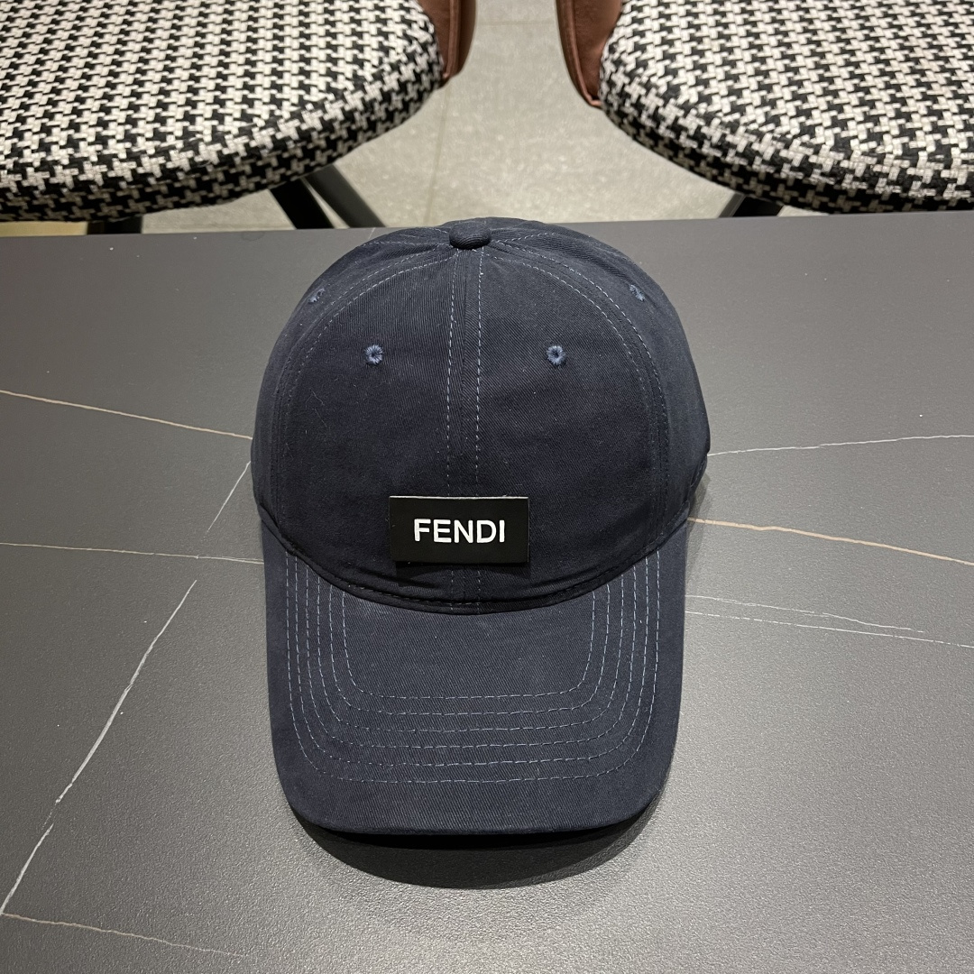  FENDI芬迪，2025新品棒球帽 代购版本！时尚潮流，高端做工！细节看实拍哦