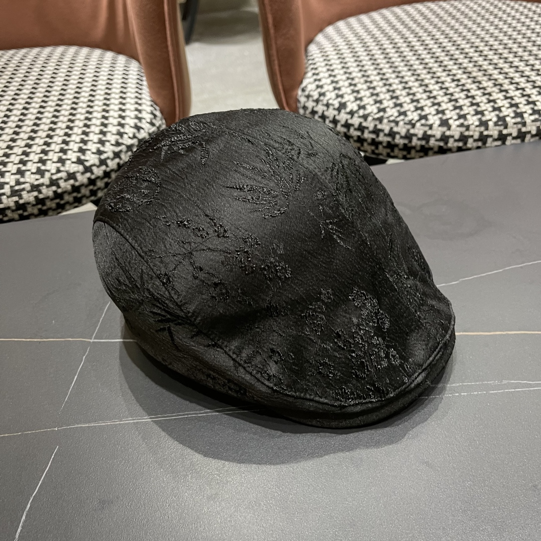  普拉达2025新款国风提花时尚精致感前进帽男女透气优雅百
搭高街风鸭舌帽