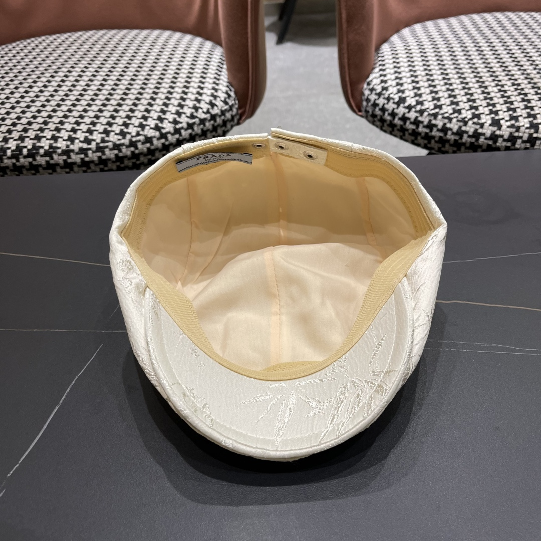  普拉达2025新款国风提花时尚精致感前进帽男女透气优雅百
搭高街风鸭舌帽