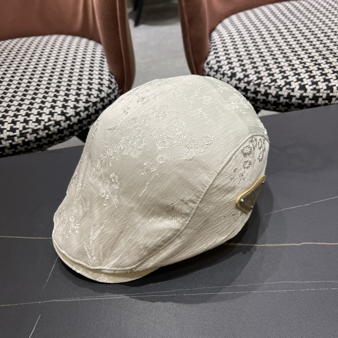  普拉达2025新款国风提花时尚精致感前进帽男女透气优雅百
搭高街风鸭舌帽