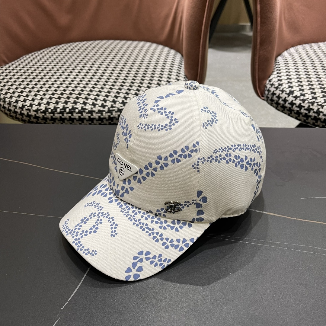 香奈儿CHANEL 新款做旧牛仔双c棒球帽鸭舌帽
时尚休闲设计 跑量新品