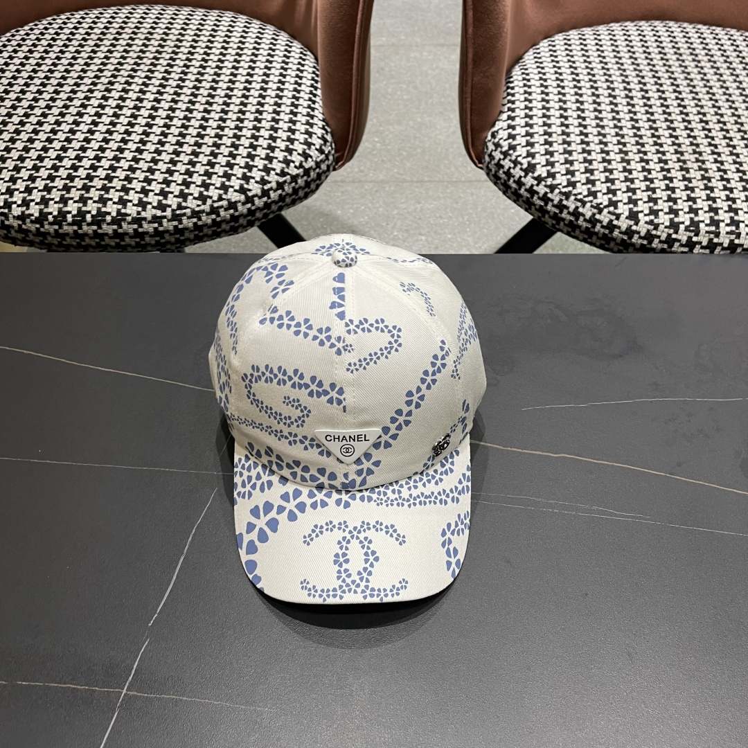 香奈儿CHANEL 新款做旧牛仔双c棒球帽鸭舌帽
时尚休闲设计 跑量新品