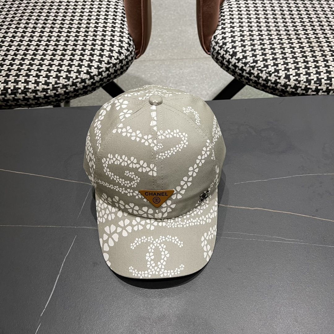 香奈儿CHANEL 新款做旧牛仔双c棒球帽鸭舌帽
时尚休闲设计 跑量新品