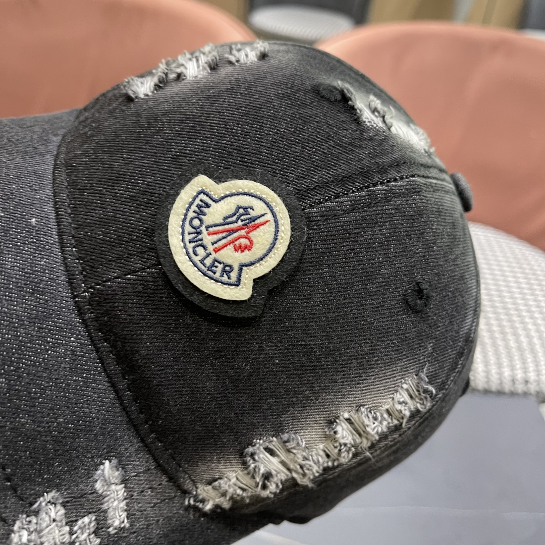  春夏新款 2025蒙口MONCLER棒球帽，年轻时尚潮人穿搭色系，视觉效果超强，立体字母，好看有质感！
