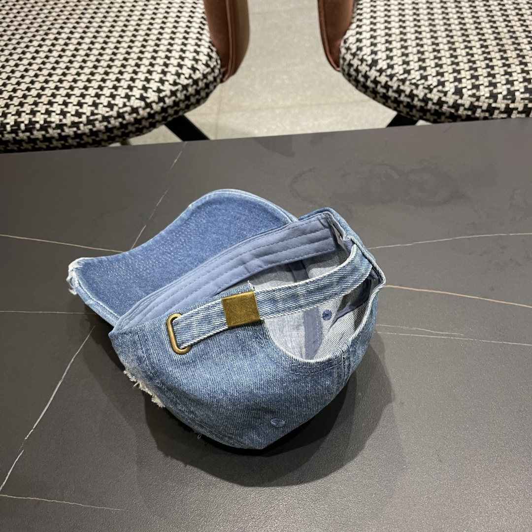  春夏新款 2025蒙口MONCLER棒球帽，年轻时尚潮人穿搭色系，视觉效果超强，立体字母，好看有质感！