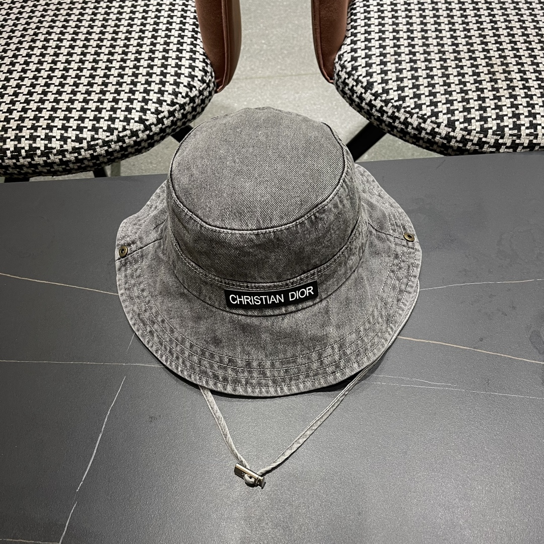  迪奥 韩版简约水洗牛仔渔夫帽男女春夏户外露
营登山帽遮阳大檐帽
