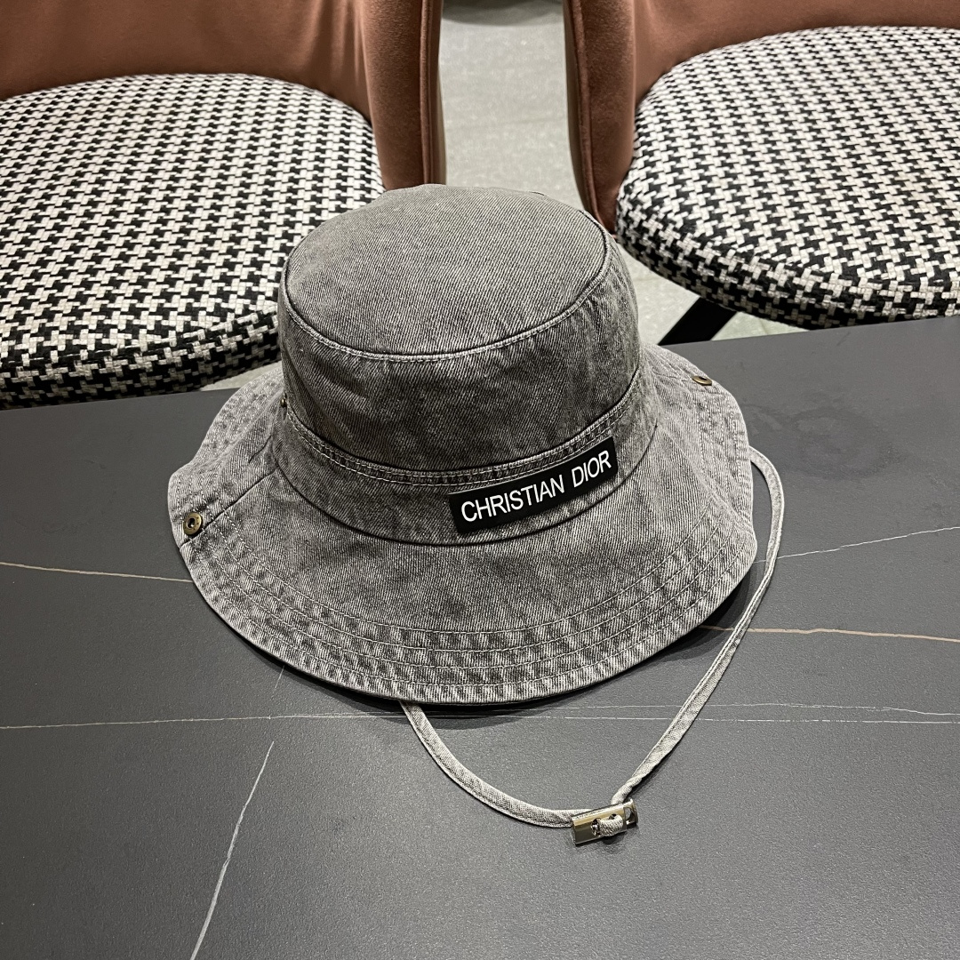  迪奥 韩版简约水洗牛仔渔夫帽男女春夏户外露
营登山帽遮阳大檐帽