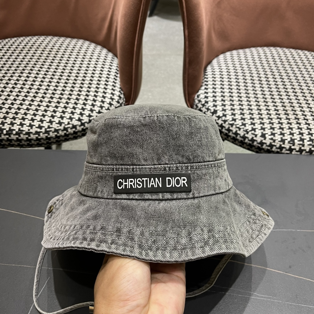  迪奥 韩版简约水洗牛仔渔夫帽男女春夏户外露
营登山帽遮阳大檐帽