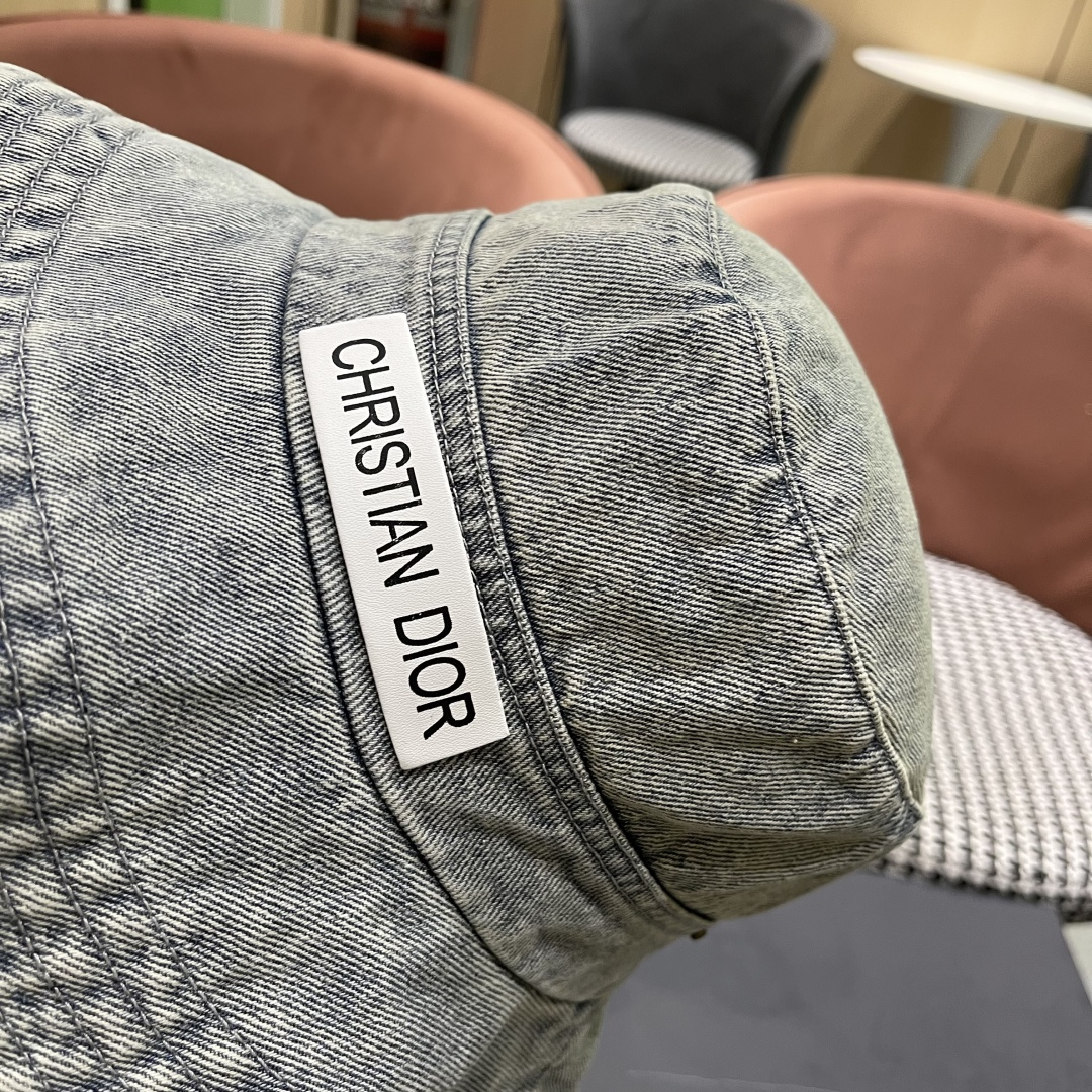  迪奥 韩版简约水洗牛仔渔夫帽男女春夏户外露
营登山帽遮阳大檐帽