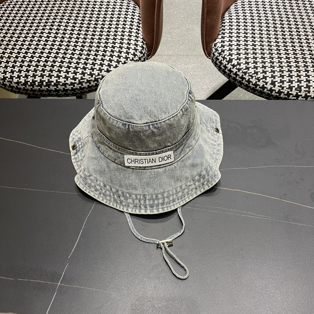  迪奥 韩版简约水洗牛仔渔夫帽男女春夏户外露
营登山帽遮阳大檐帽