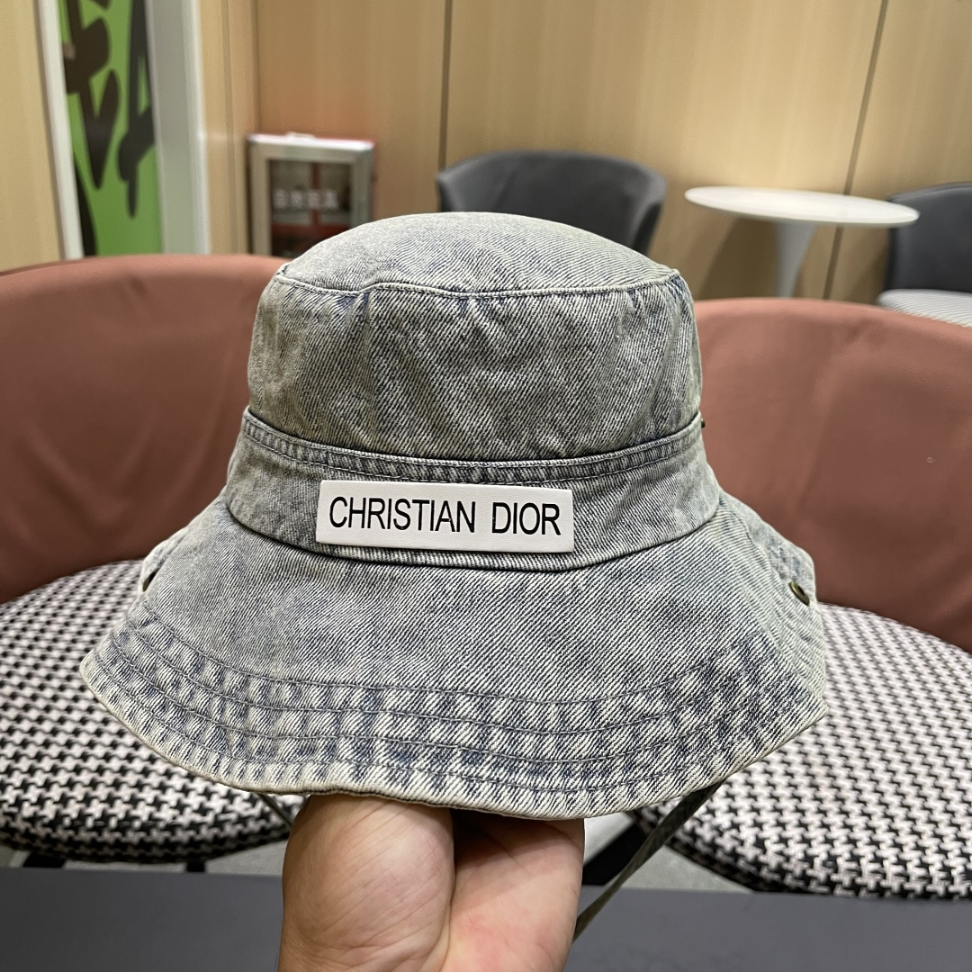  迪奥 韩版简约水洗牛仔渔夫帽男女春夏户外露
营登山帽遮阳大檐帽