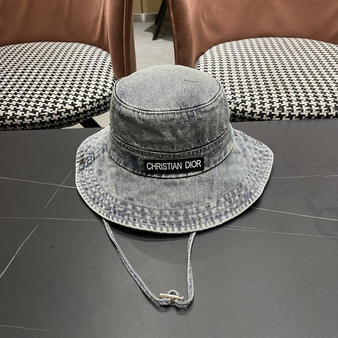  迪奥 韩版简约水洗牛仔渔夫帽男女春夏户外露
营登山帽遮阳大檐帽