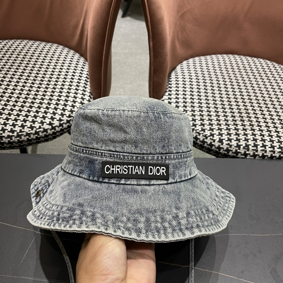  迪奥 韩版简约水洗牛仔渔夫帽男女春夏户外露
营登山帽遮阳大檐帽