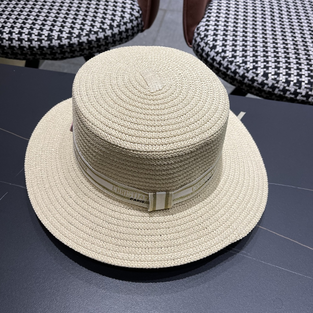  Dior迪奥 2025网红同款田园风拉菲草帽女复古镂空毛边大檐透气
网眼防晒沙滩帽潮