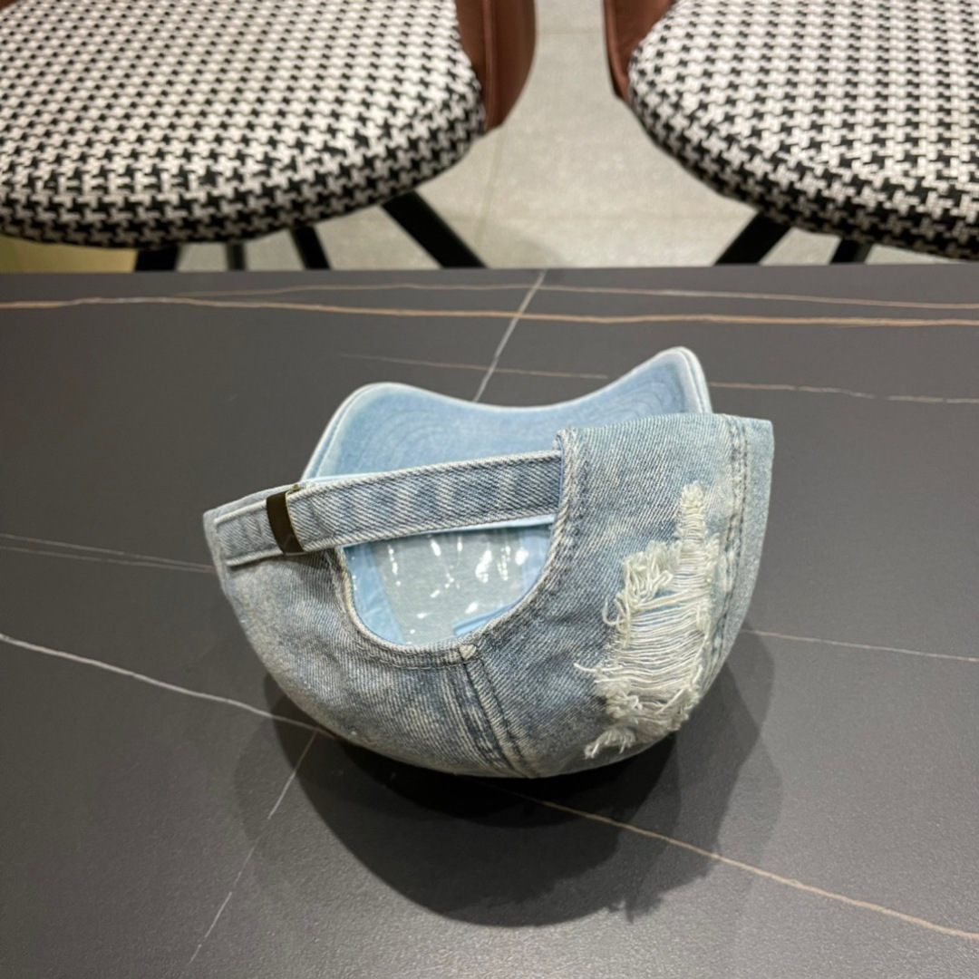  Prada普拉达 2025早春新款大牌款牛仔棒球帽，经典款男女通用