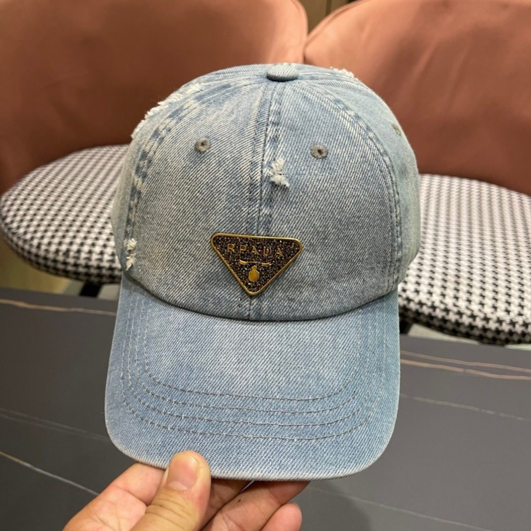  Prada普拉达 2025早春新款大牌款牛仔棒球帽，经典款男女通用
