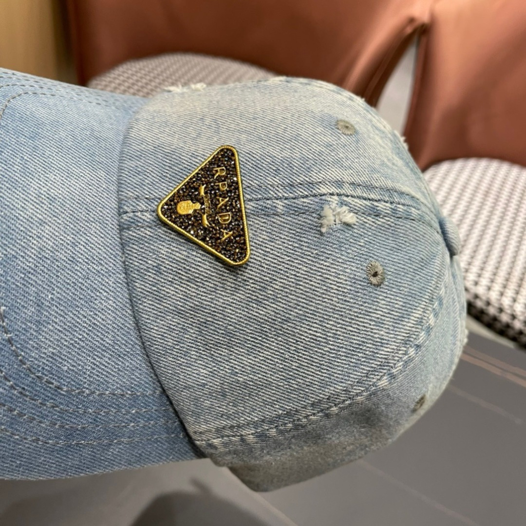  Prada普拉达 2025早春新款大牌款牛仔棒球帽，经典款男女通用