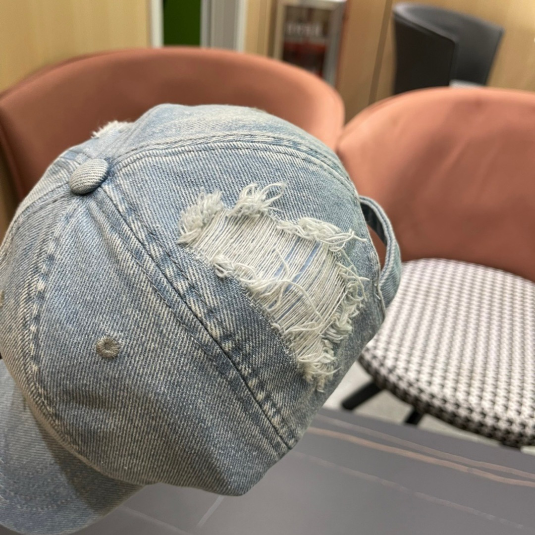  Prada普拉达 2025早春新款大牌款牛仔棒球帽，经典款男女通用