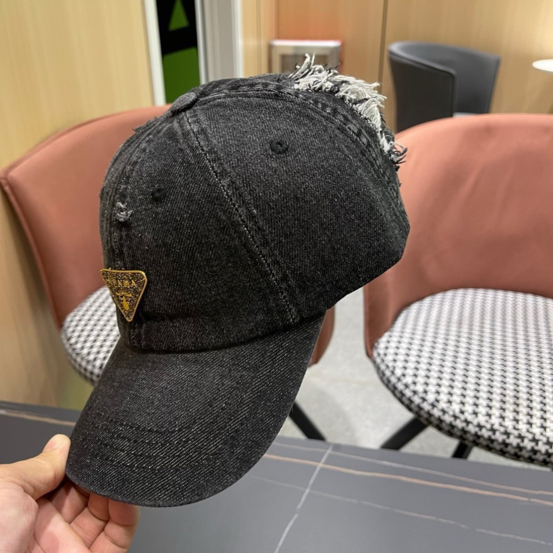  Prada普拉达 2025早春新款大牌款牛仔棒球帽，经典款男女通用