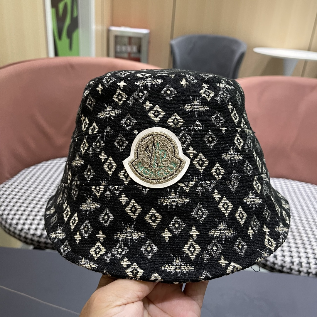  Moncler蒙口2025新款日系时尚简约不规则的渔夫帽女出游防紫外线太阳帽潮