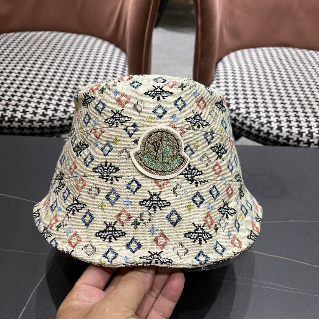  Moncler蒙口2025新款日系时尚简约不规则的渔夫帽女出游防紫外线太阳帽潮