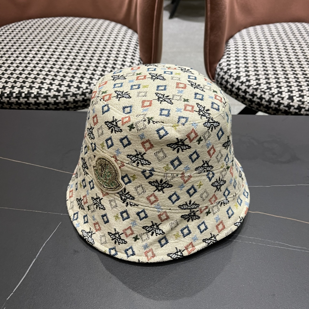  Moncler蒙口2025新款日系时尚简约不规则的渔夫帽女出游防紫外线太阳帽潮