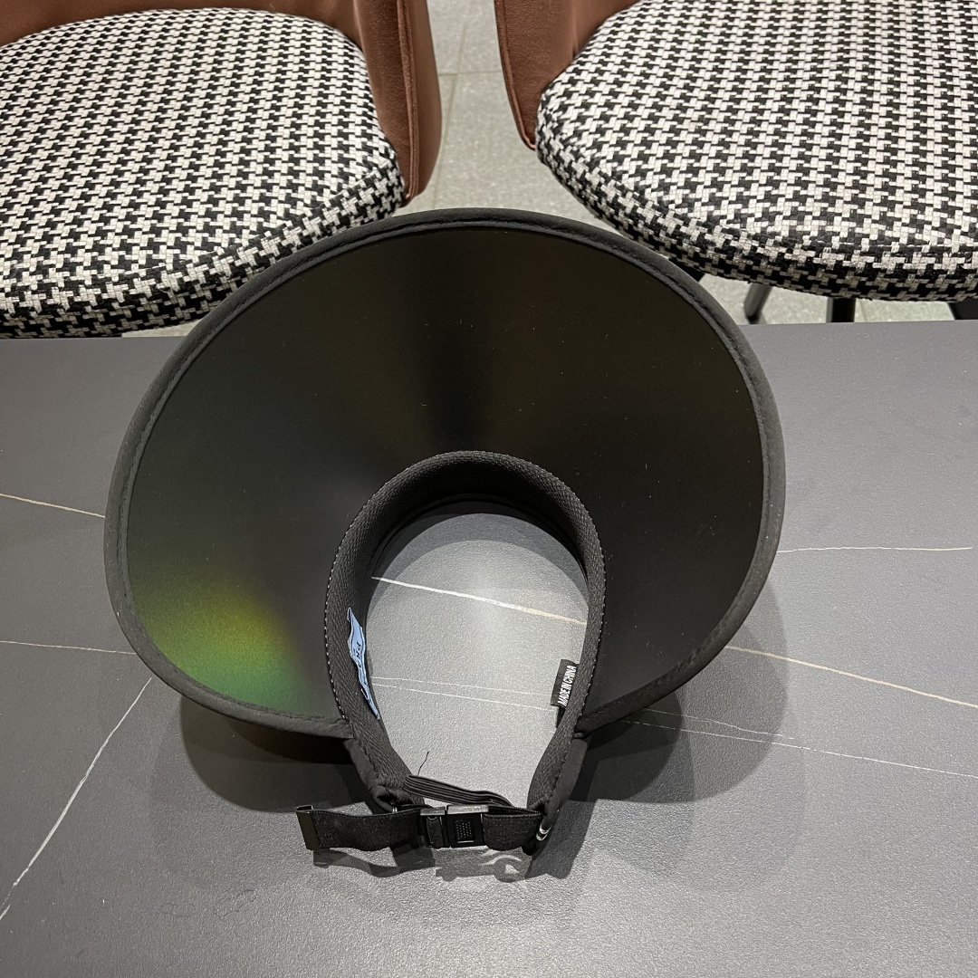  Prada普拉达 防晒帽子女夏季遮脸大帽檐空顶
遮阳帽骑车遮阳帽