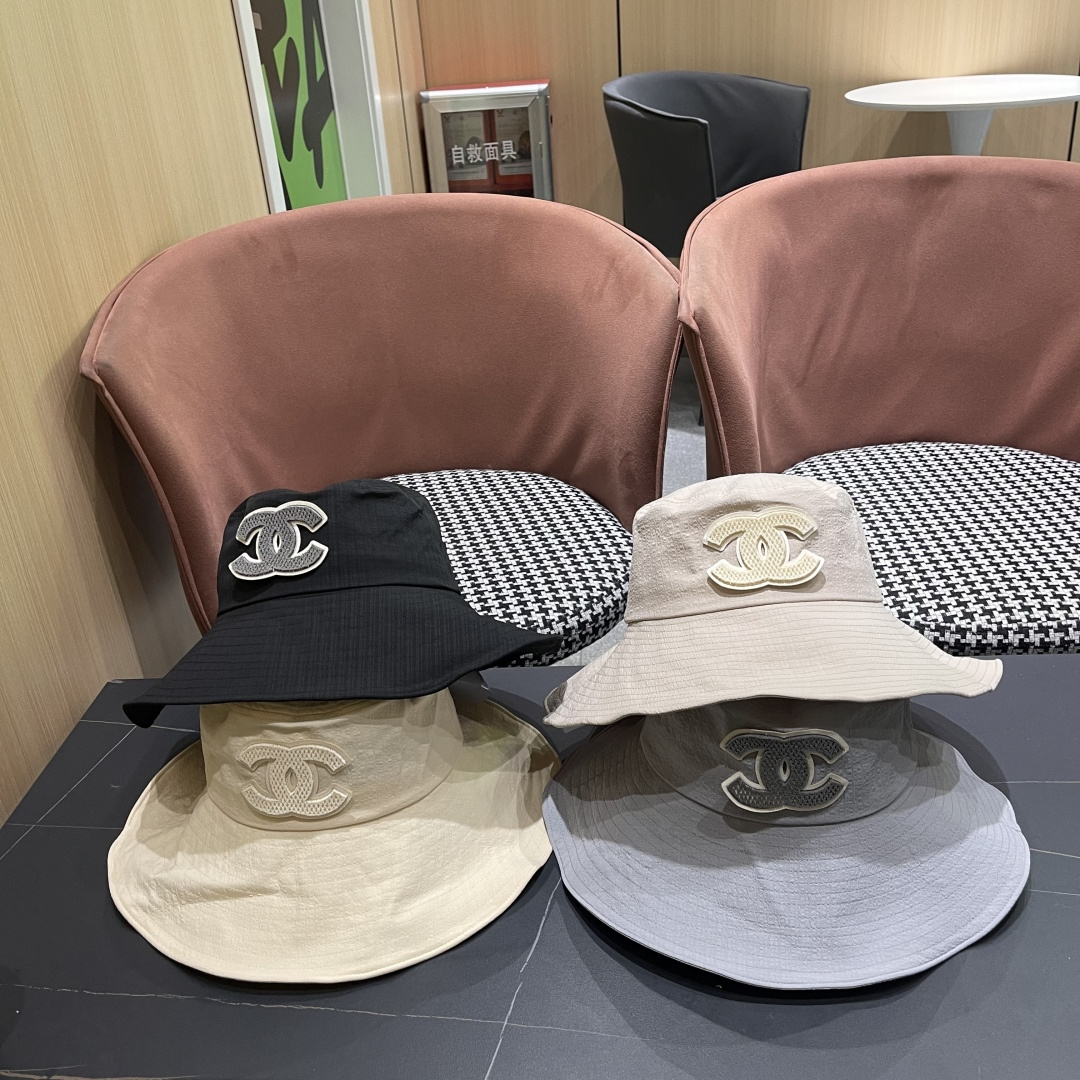  CHANEL香奈儿韩版大帽檐防晒遮阳帽女夏户外出游渔夫
帽复古显脸小可折叠太阳帽