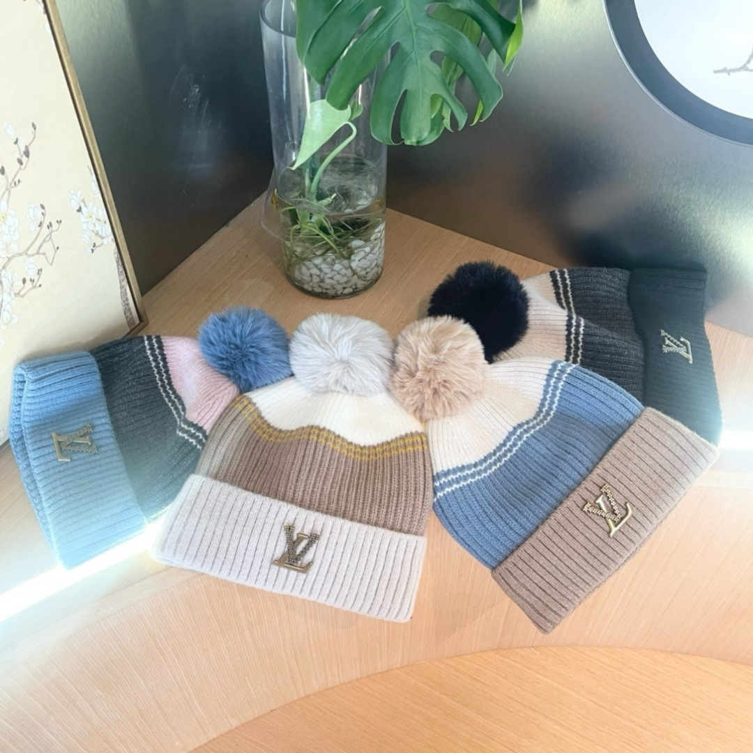  【LV路易威登】秋冬款男女款针织带球毛线帽，大牌设计～秋冬穿搭必备