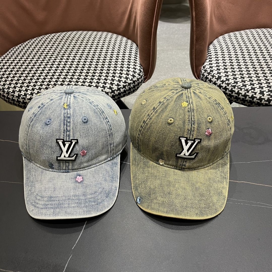  lv 路易威登很火的一款棒球帽简约大气 高逼格好物～格调有个性
LOGO  四季款 轻盈透气！质量超赞