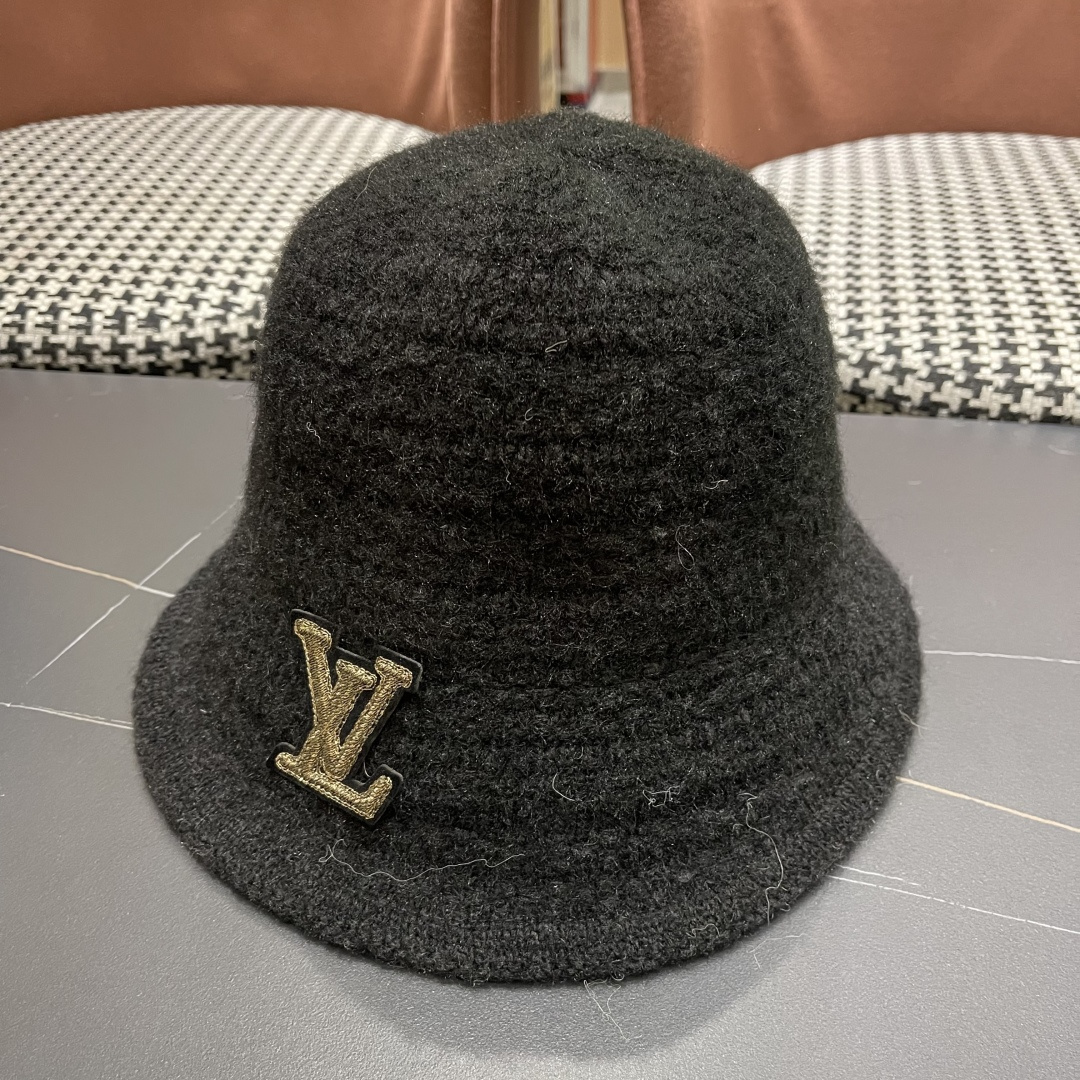  LV 路易威登👑毛茸茸爆款渔夫帽子女秋冬季显脸小，渔夫水桶帽冬款保暖盆帽
