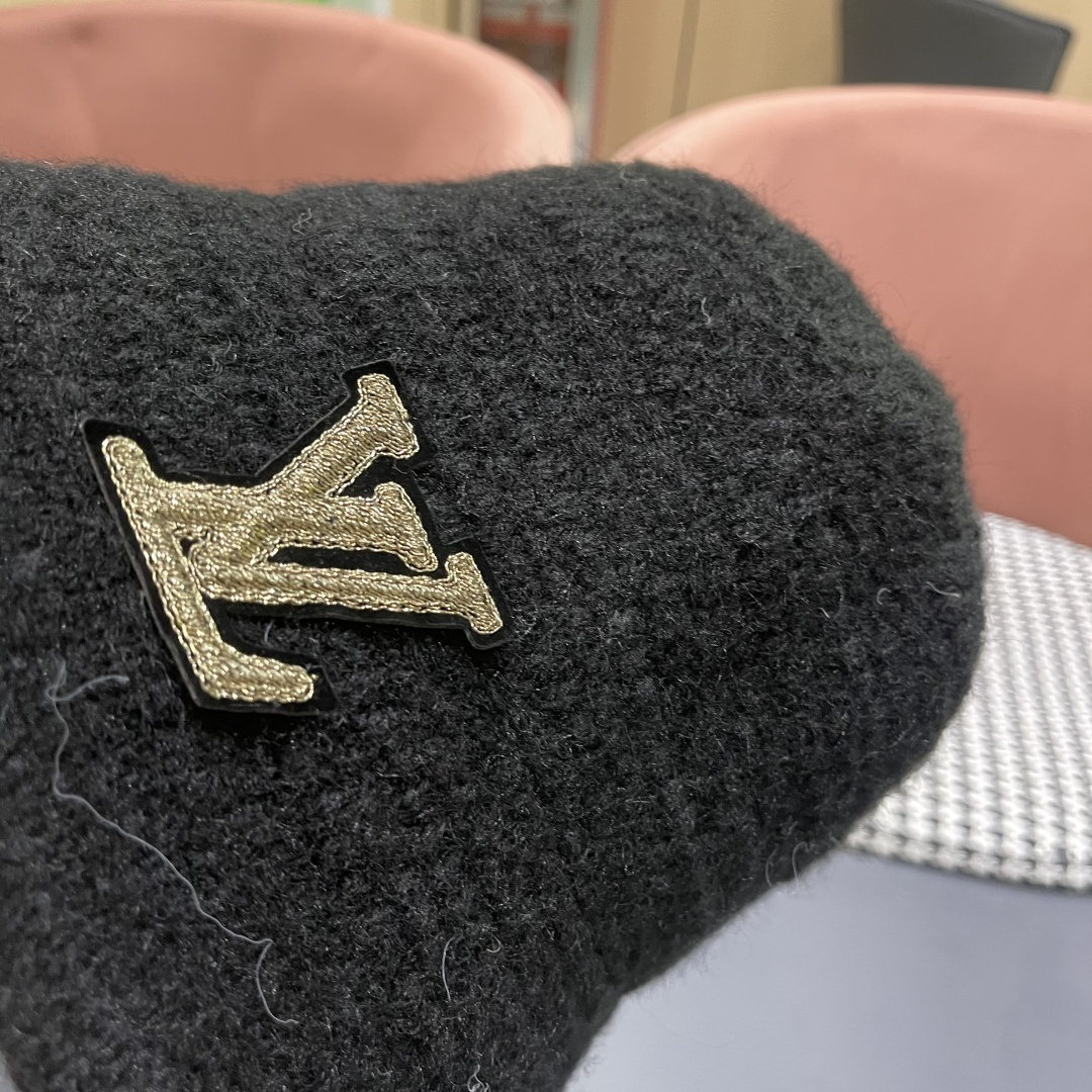  LV 路易威登👑毛茸茸爆款渔夫帽子女秋冬季显脸小，渔夫水桶帽冬款保暖盆帽