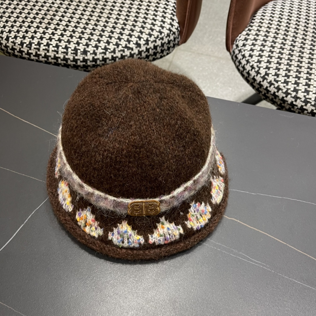  BALENCIAGA巴黎世家韩国渔夫帽女生秋冬新款复古彩色提花针织帽小众高级感保暖盆帽潮