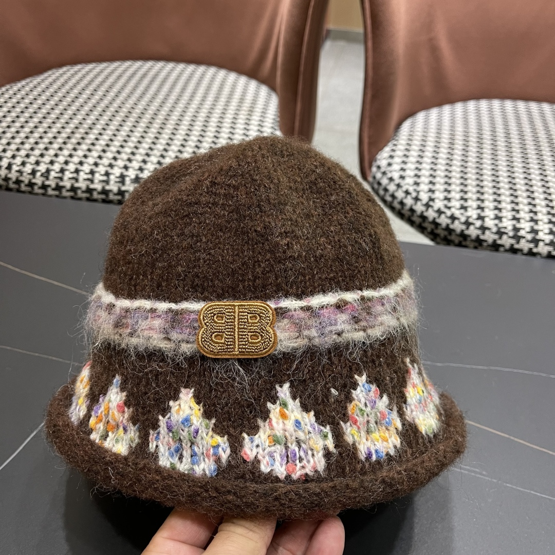  BALENCIAGA巴黎世家韩国渔夫帽女生秋冬新款复古彩色提花针织帽小众高级感保暖盆帽潮