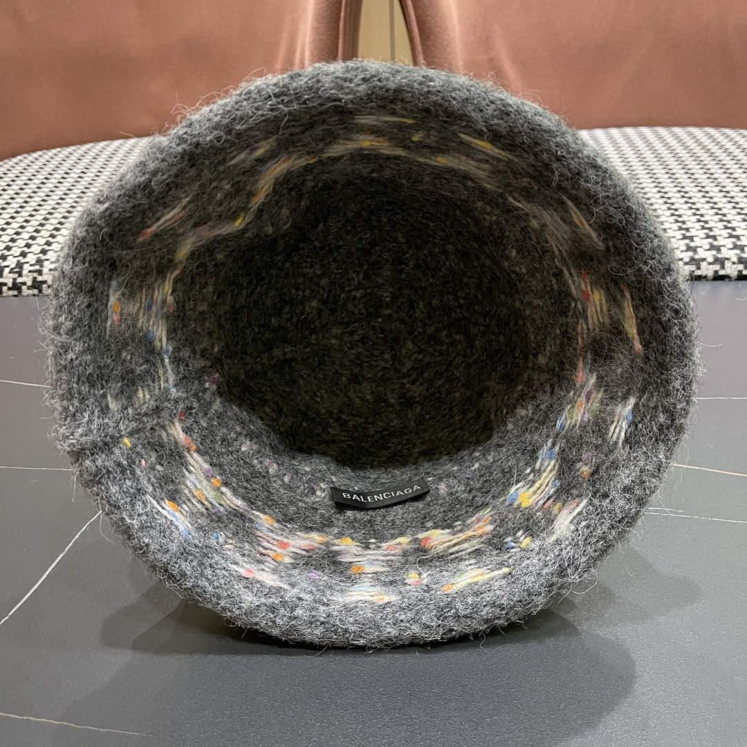  BALENCIAGA巴黎世家韩国渔夫帽女生秋冬新款复古彩色提花针织帽小众高级感保暖盆帽潮