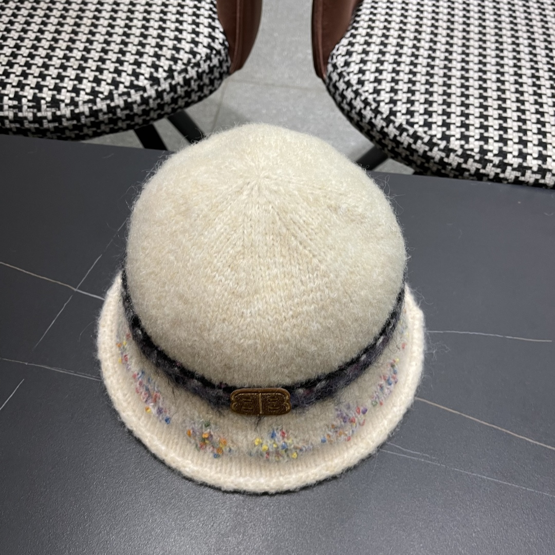  BALENCIAGA巴黎世家韩国渔夫帽女生秋冬新款复古彩色提花针织帽小众高级感保暖盆帽潮