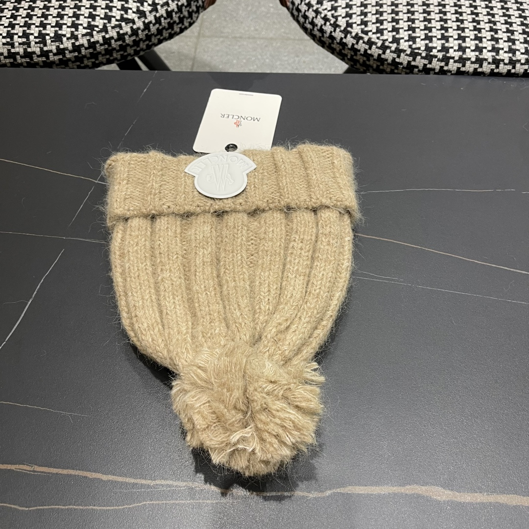  蒙口Moncler盟可睐💥官网经典针织帽，原单复刻.非常柔软亲肤，弹性很好💓有质感又非常百搭的款式~保