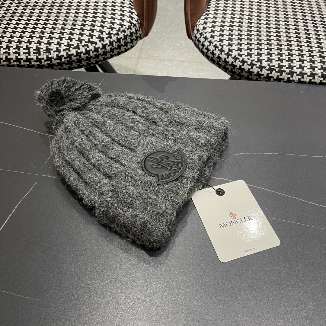 蒙口Moncler盟可睐💥官网经典针织帽，原单复刻.非常柔软亲肤，弹性很好💓有质感又非常百搭的款式~保