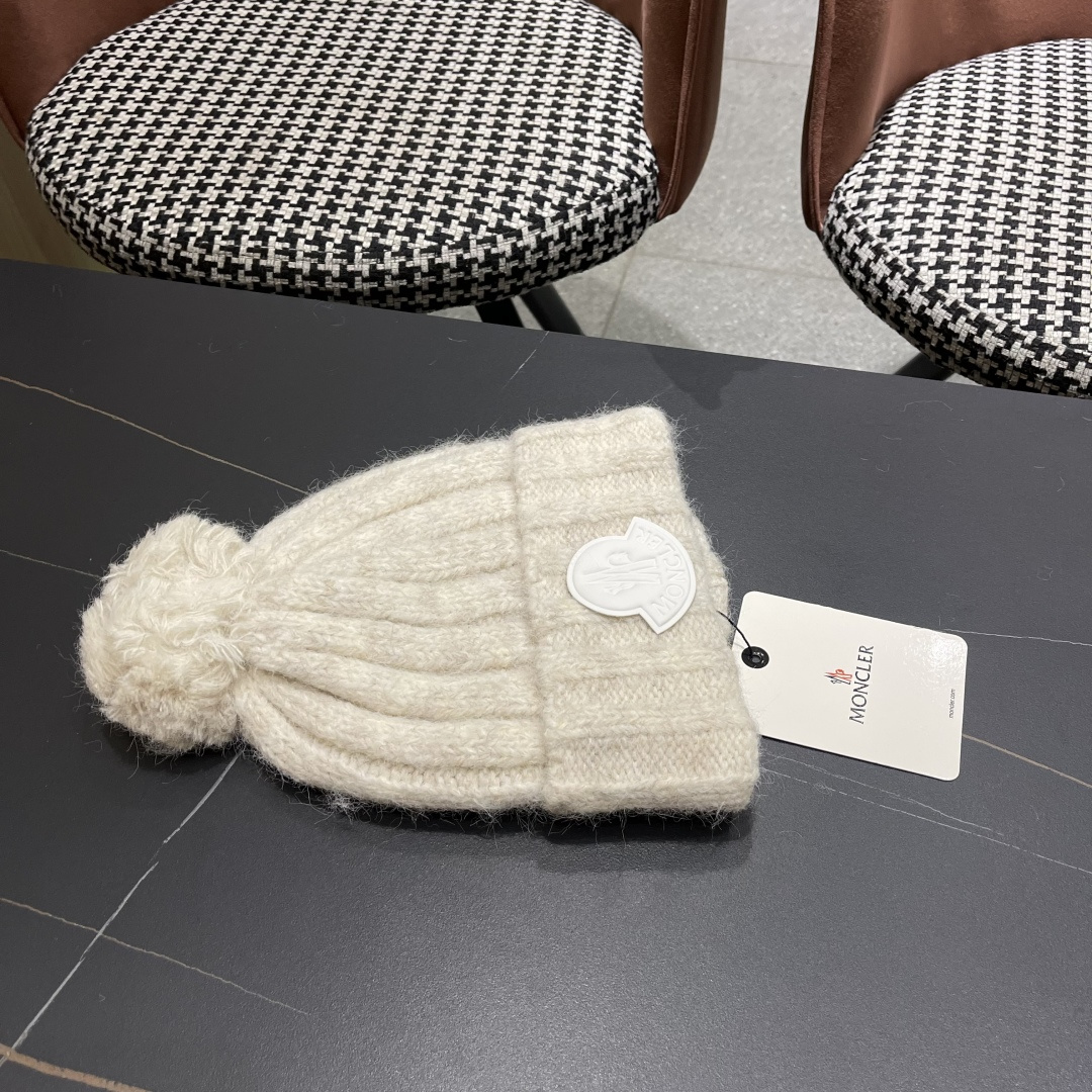  蒙口Moncler盟可睐💥官网经典针织帽，原单复刻.非常柔软亲肤，弹性很好💓有质感又非常百搭的款式~保