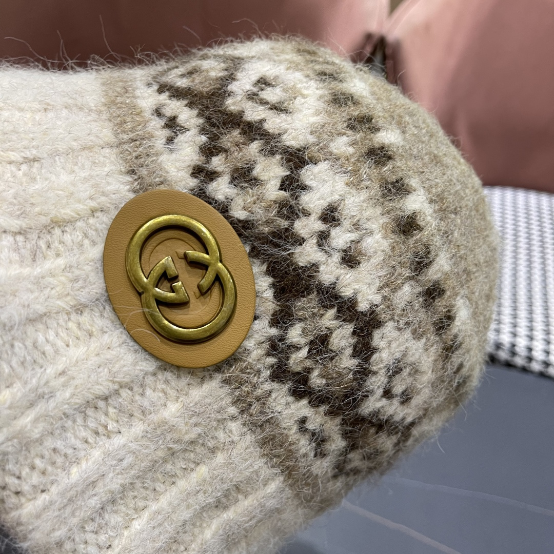  古奇渔夫帽♥️GUCCI 冬季加厚费尔岛风针织渔夫帽子女2025秋复古宽
檐显脸小保暖盆帽潮