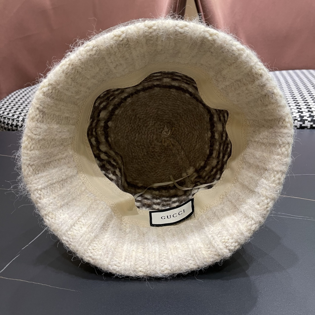  古奇渔夫帽♥️GUCCI 冬季加厚费尔岛风针织渔夫帽子女2025秋复古宽
檐显脸小保暖盆帽潮