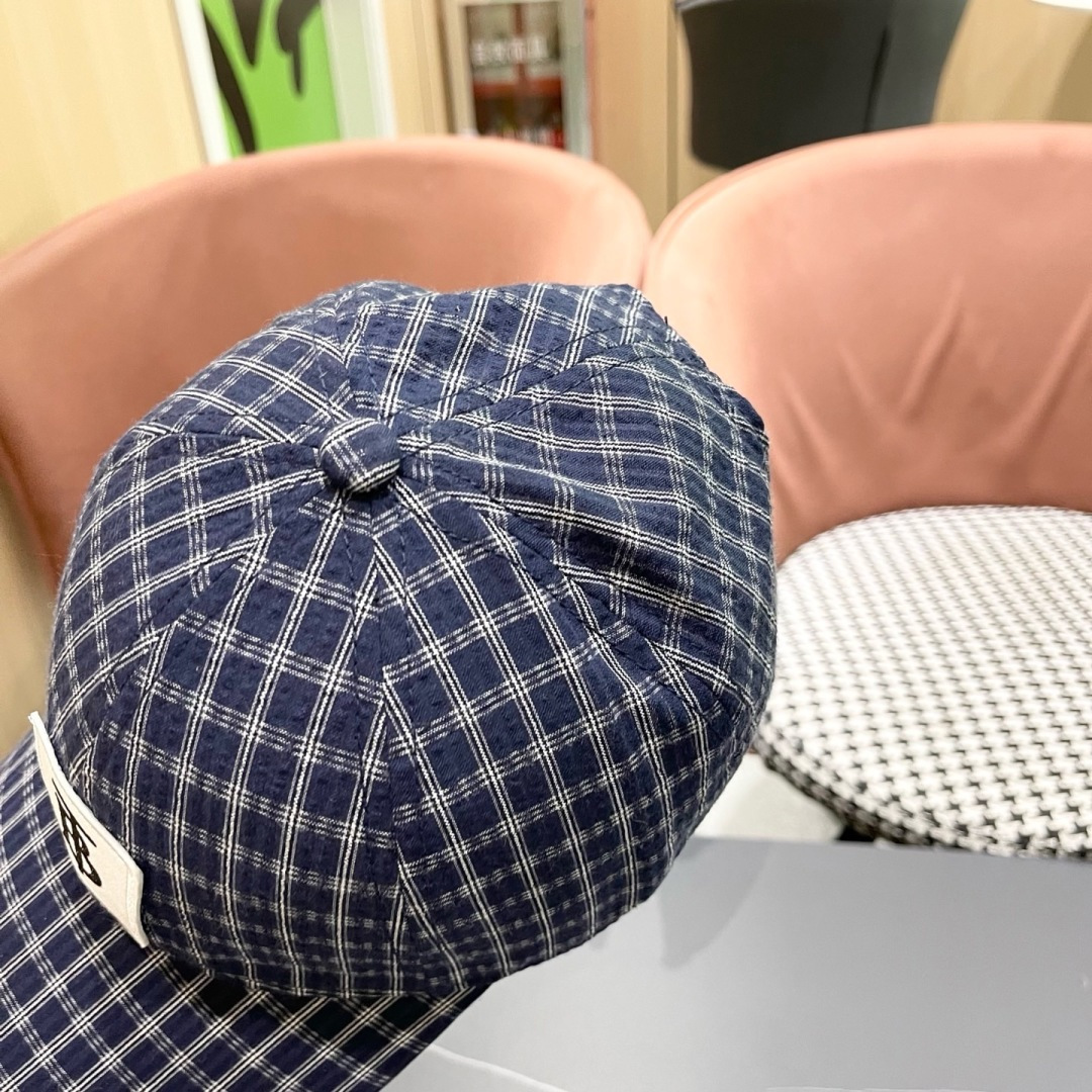 【巴宝莉BURBERRY】男女同款英伦风经典格子棒球帽2025新款棉麻鸭舌帽遮阳透气品脸小