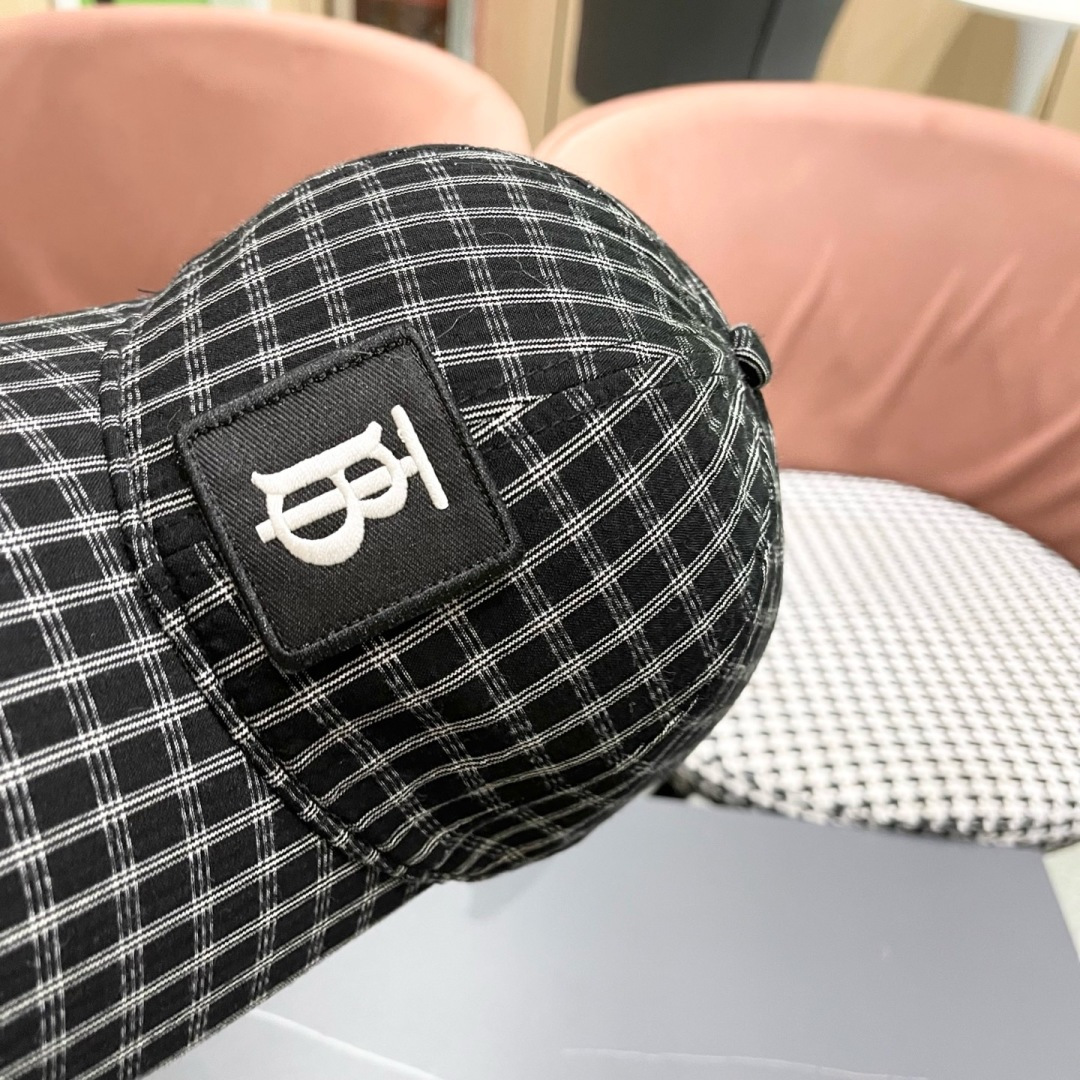 【巴宝莉BURBERRY】男女同款英伦风经典格子棒球帽2025新款棉麻鸭舌帽遮阳透气品脸小